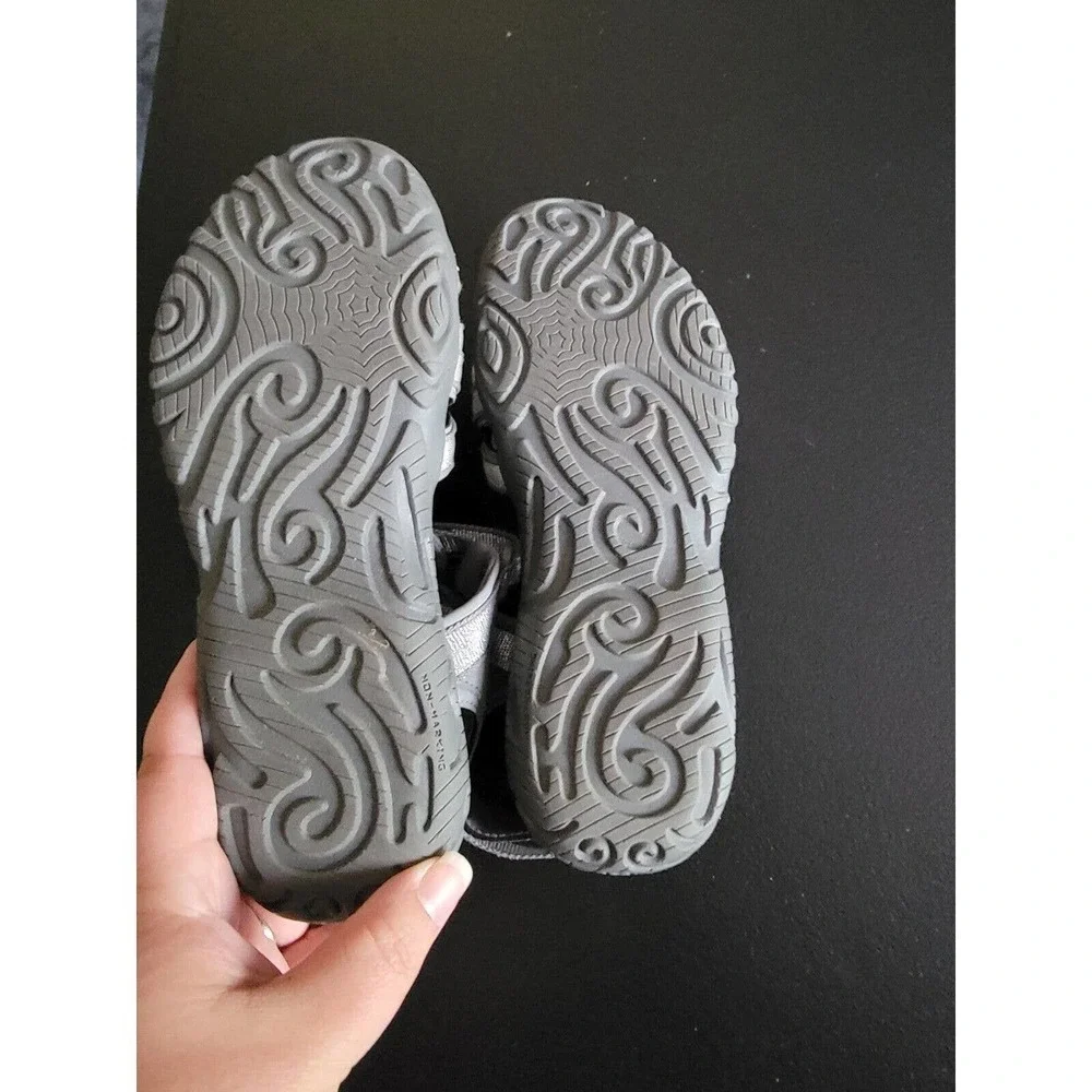 Teva Tirra Girls Sporty Strappy Sandals, Big Girl Size 4 Silver Pink Adjustable